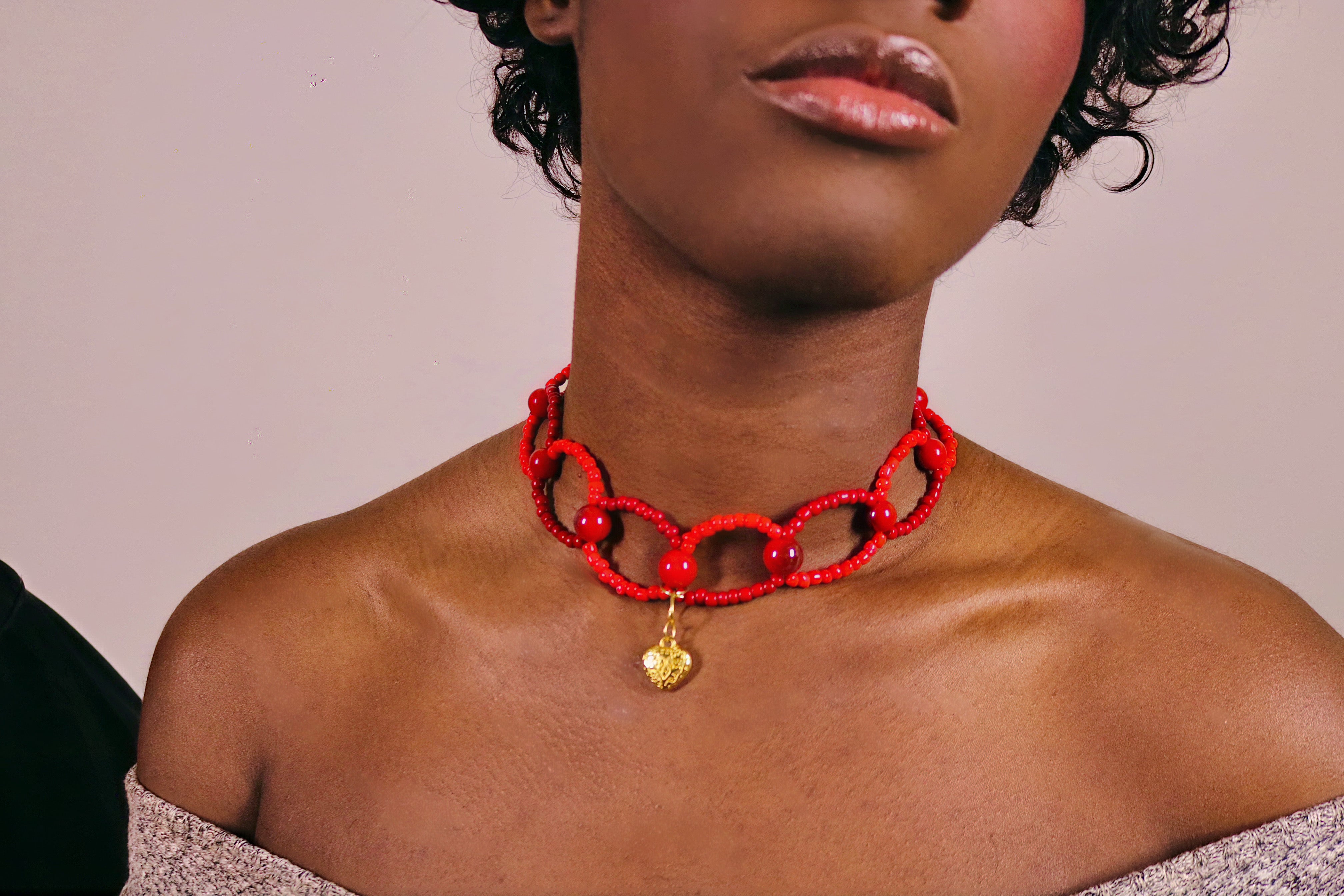 Collier &quot;Red light&quot;