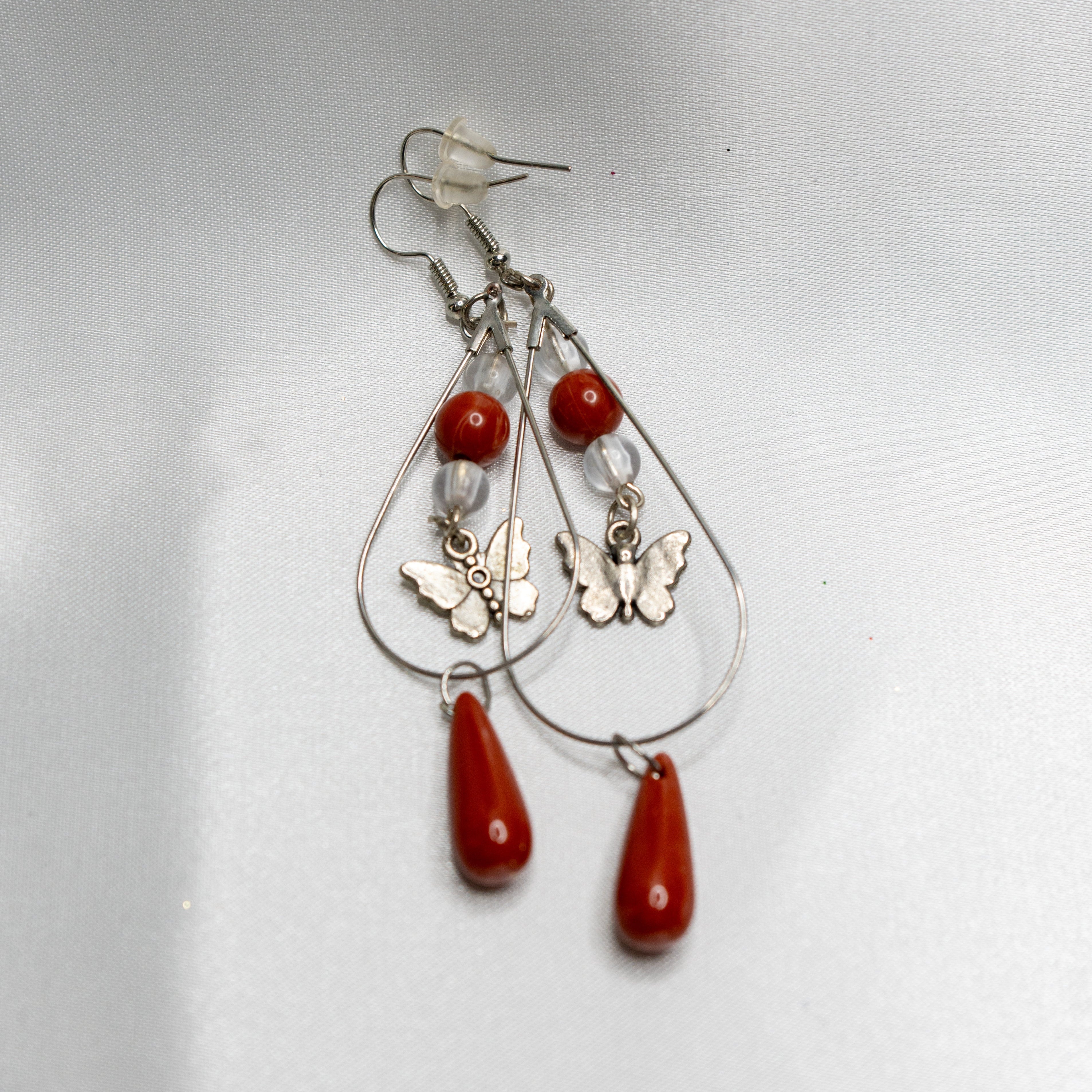 Boucles d&#39;oreilles &quot;Papillon rouge&quot;